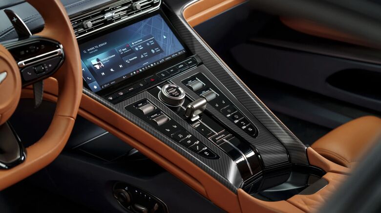 26-aston-martin-db12-interieur-middenconsole